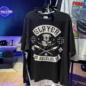 Black slayer band tee